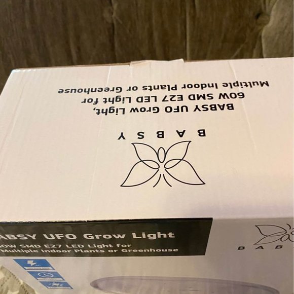 BABSY UFO Grow Light 60W SMD E27 LED Light - Picture 3 of 4